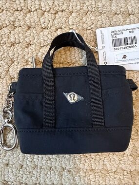lululemon Daily Multi-Pocket Nano Tote - Black